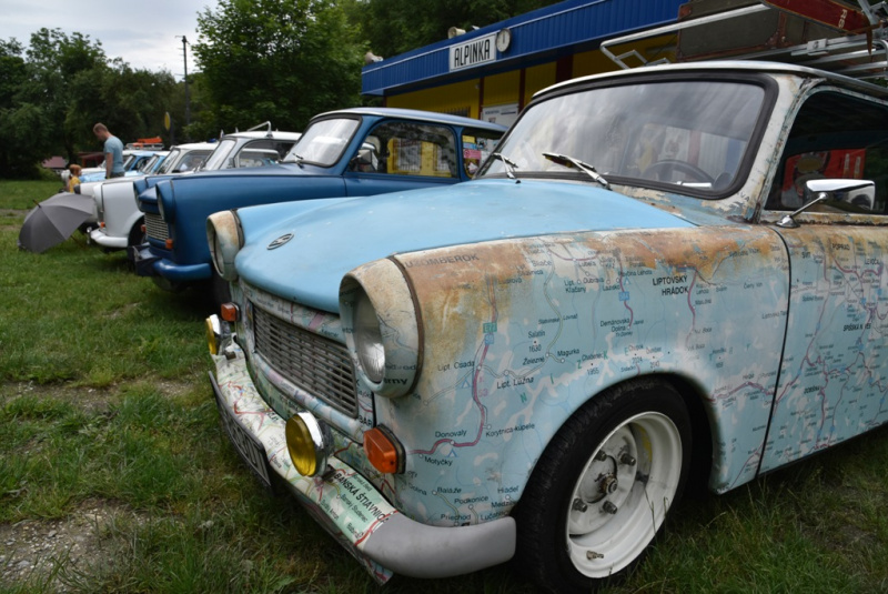  Zraz Trabantov na Alpinke