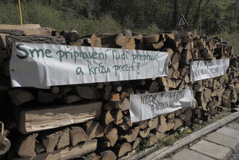  Otvorenie sezóny  - symbolický prázdny vlak počas korony 