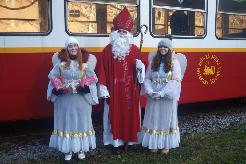  Mikulášska jazda na detskej železnici 