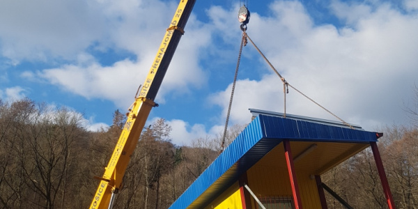 Nová staničná budova na Alpinke
