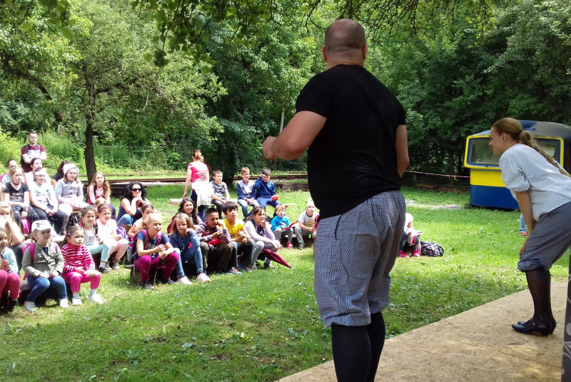  Divadlo Cililing na Alpinke