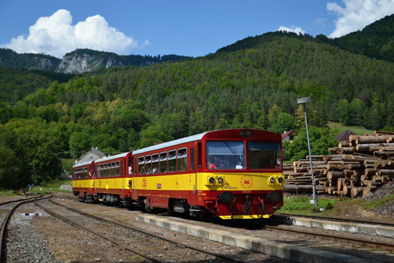  Vlakom na kaštielny deň do Jelšavy