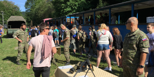 Vojaci na Detskej železnici