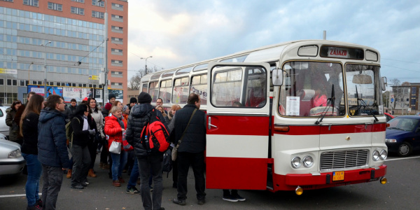 Vlakom za UNESCOM - Vlakom a retrobusom do Domice 17.11.2017