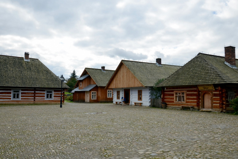  Vlakom do najväčšieho poľského skanzenu v SANOKU