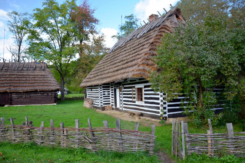  Vlakom do najväčšieho poľského skanzenu v SANOKU