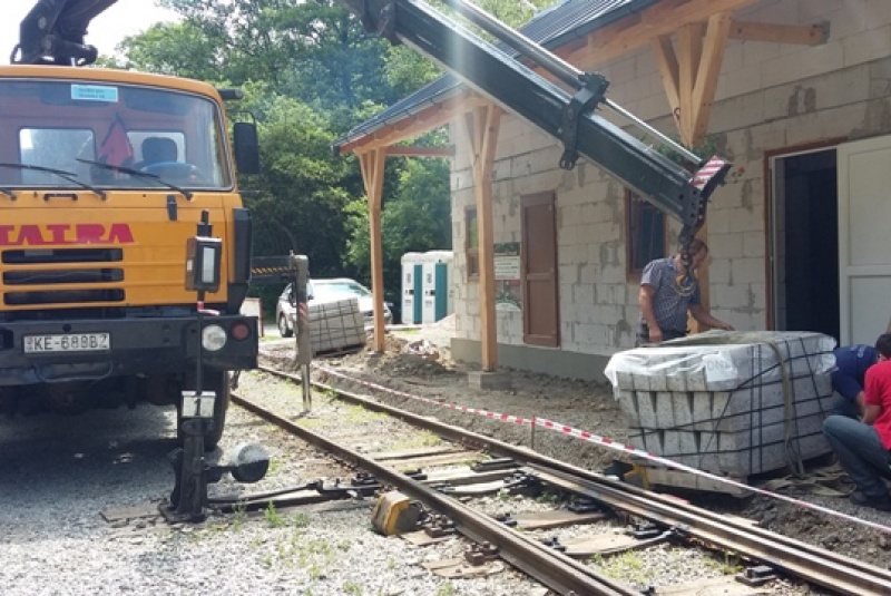  Výstavba nového nástupišťa