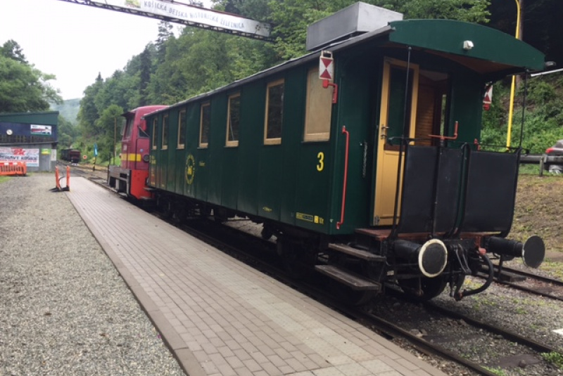  Výstavba nového nástupišťa