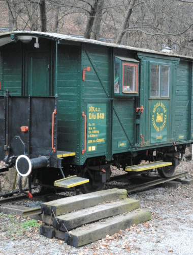 Obnova a reštaurovanie hnuteľnej národnej kultúrnej pamiatky, úzkorozchodný parný rušeň U 36.003 z roku 1884