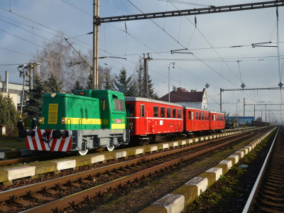 Jazda historickým vlakom na vychádzku do prírody motorákom 