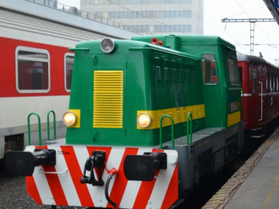 Kúpa, renovácia, oprava a výroba nových náprav pre historický motorový rušeň T211