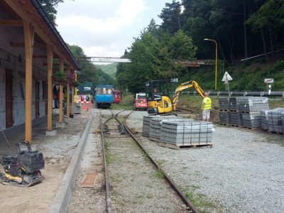 V Čermeli vyrastá nástupište 