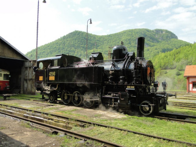 ZMENA - Za parnou zubačkou a lesnou železnicou